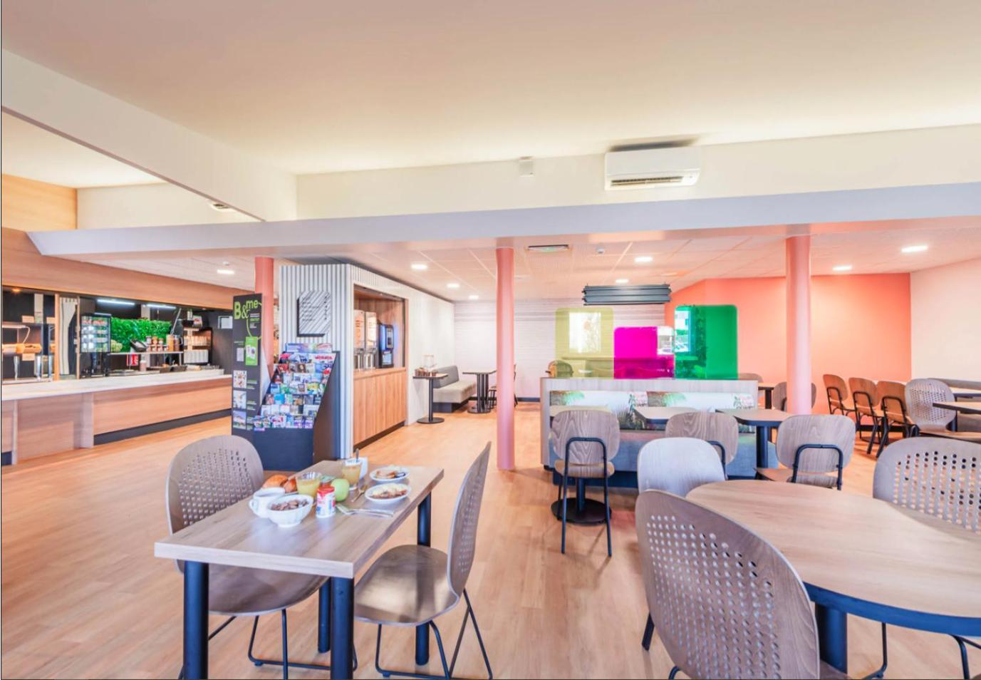 B&B Hotel Strasbourg Aeroport Holtzheim Exteriör bild